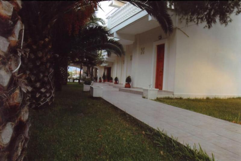 Posidonia Pension Amarynthos Exteriér fotografie