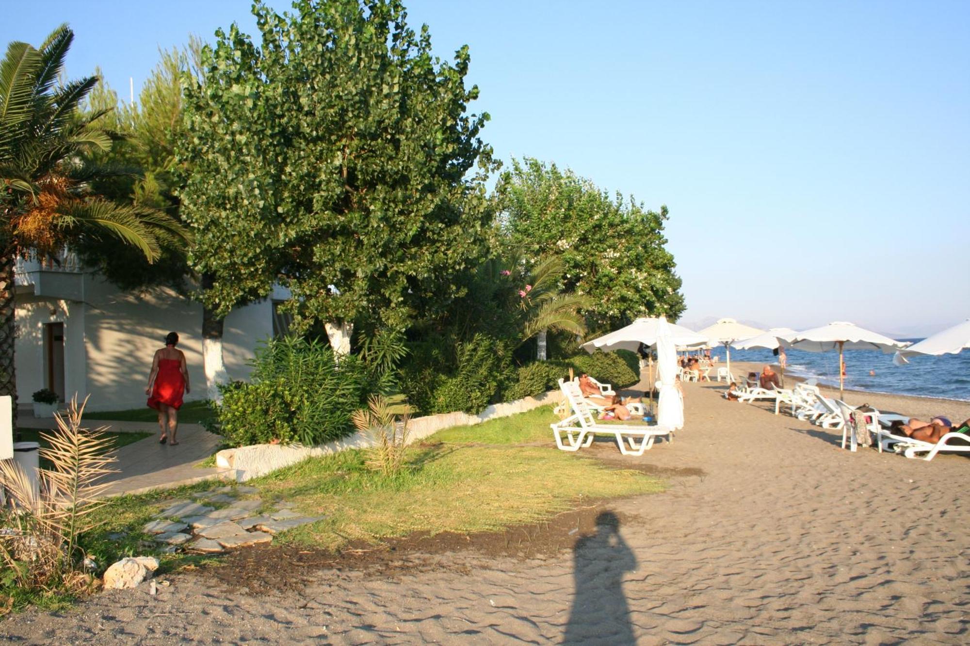Posidonia Pension Amarynthos Exteriér fotografie