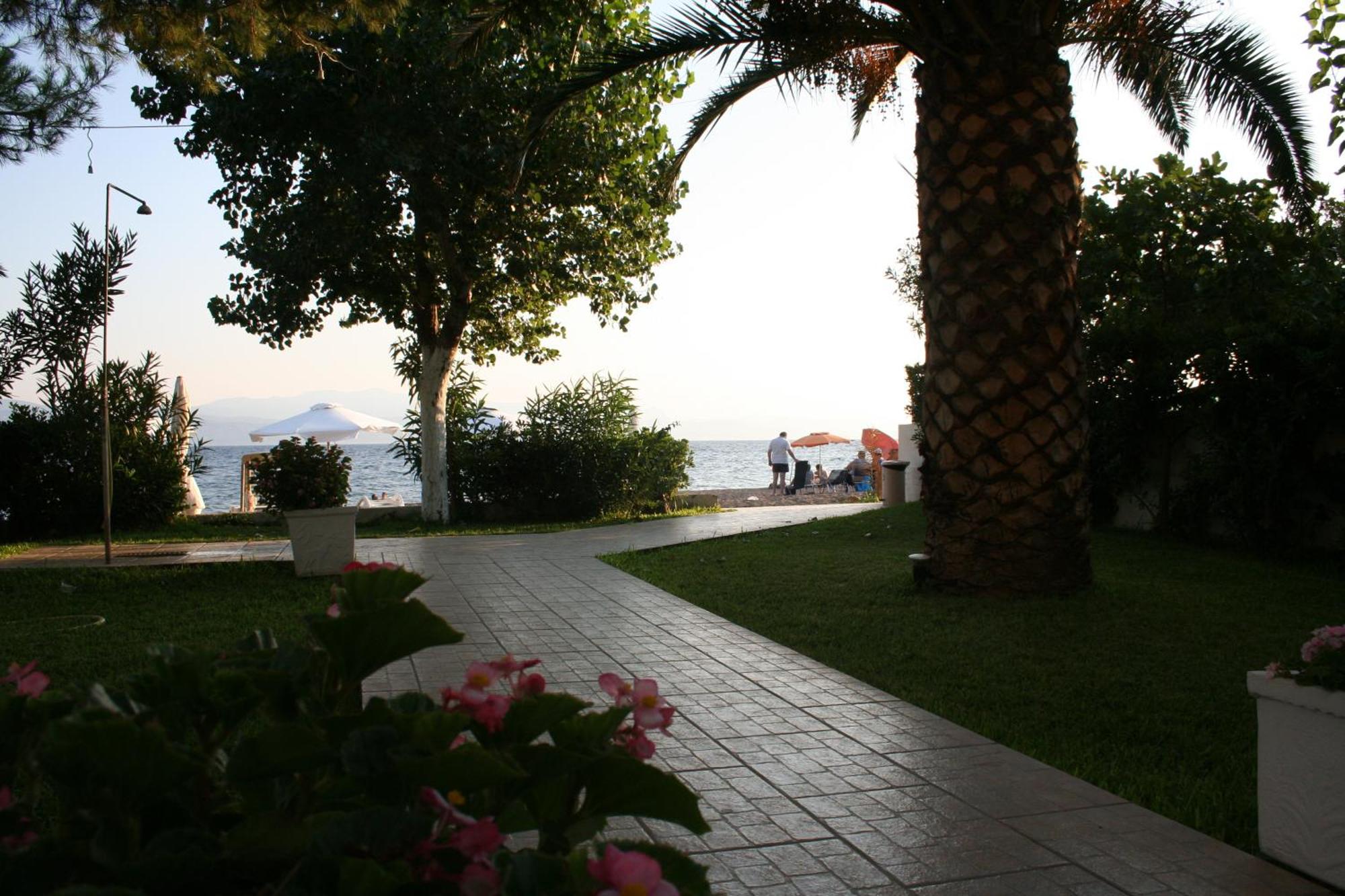 Posidonia Pension Amarynthos Exteriér fotografie