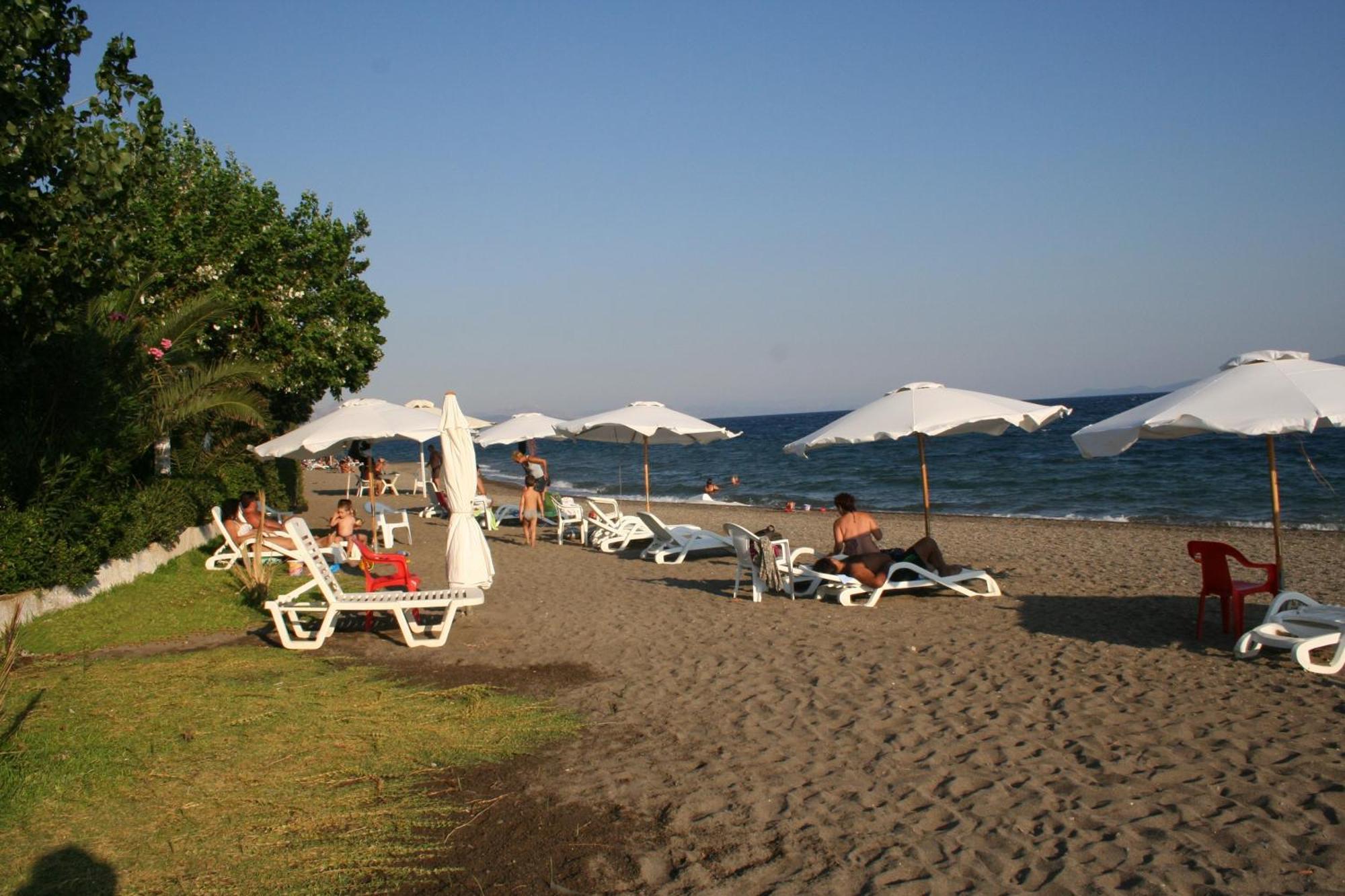 Posidonia Pension Amarynthos Exteriér fotografie